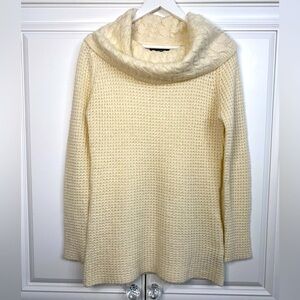 EUC Ilanco Women’s Medium Relaxed Fit Cowl Neck Sweater Cream Colour